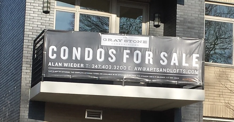 standard vinyl outdoor banners nyc