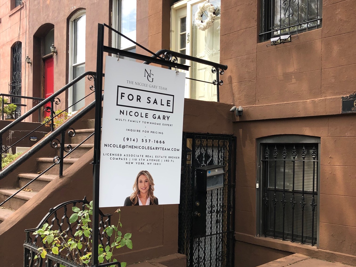 real estate signs for sale signs nyc