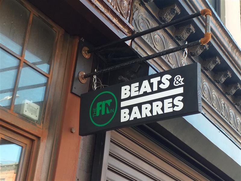 beats and barres blade sign