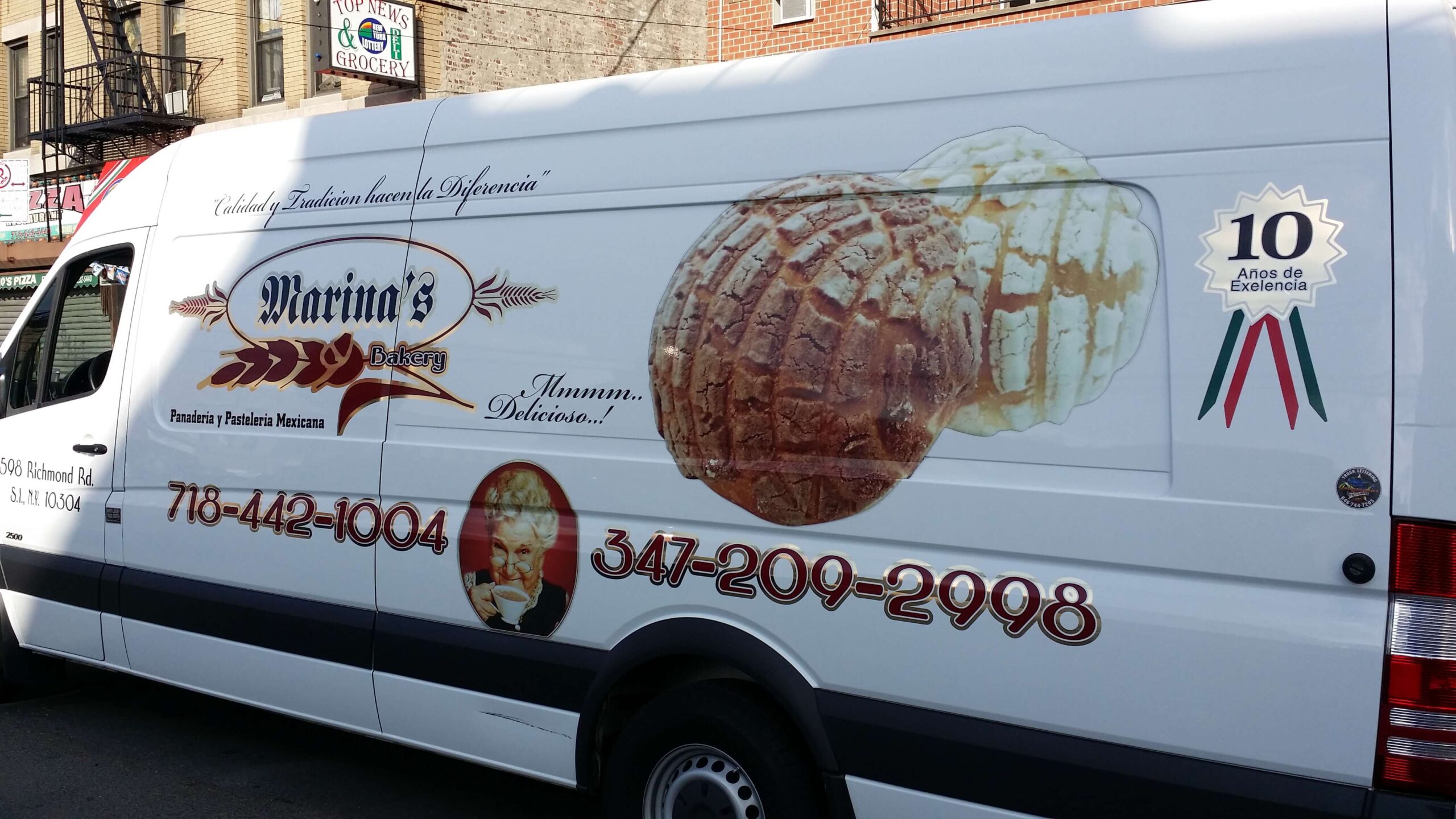 business vehicle lettering