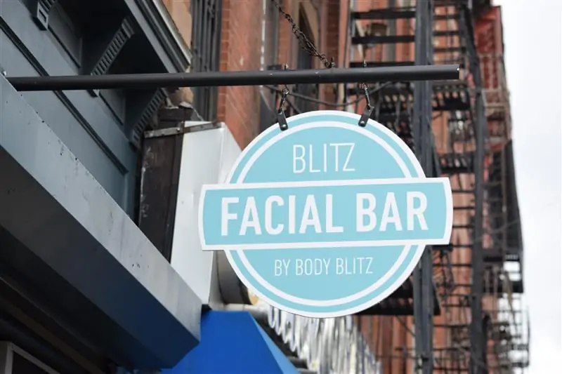 facial bar blade sign