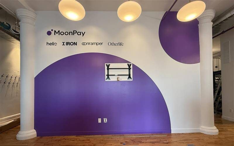 moonpay wall wrap