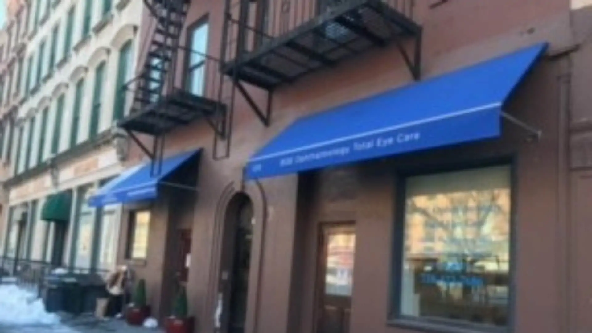 semi cassette awning