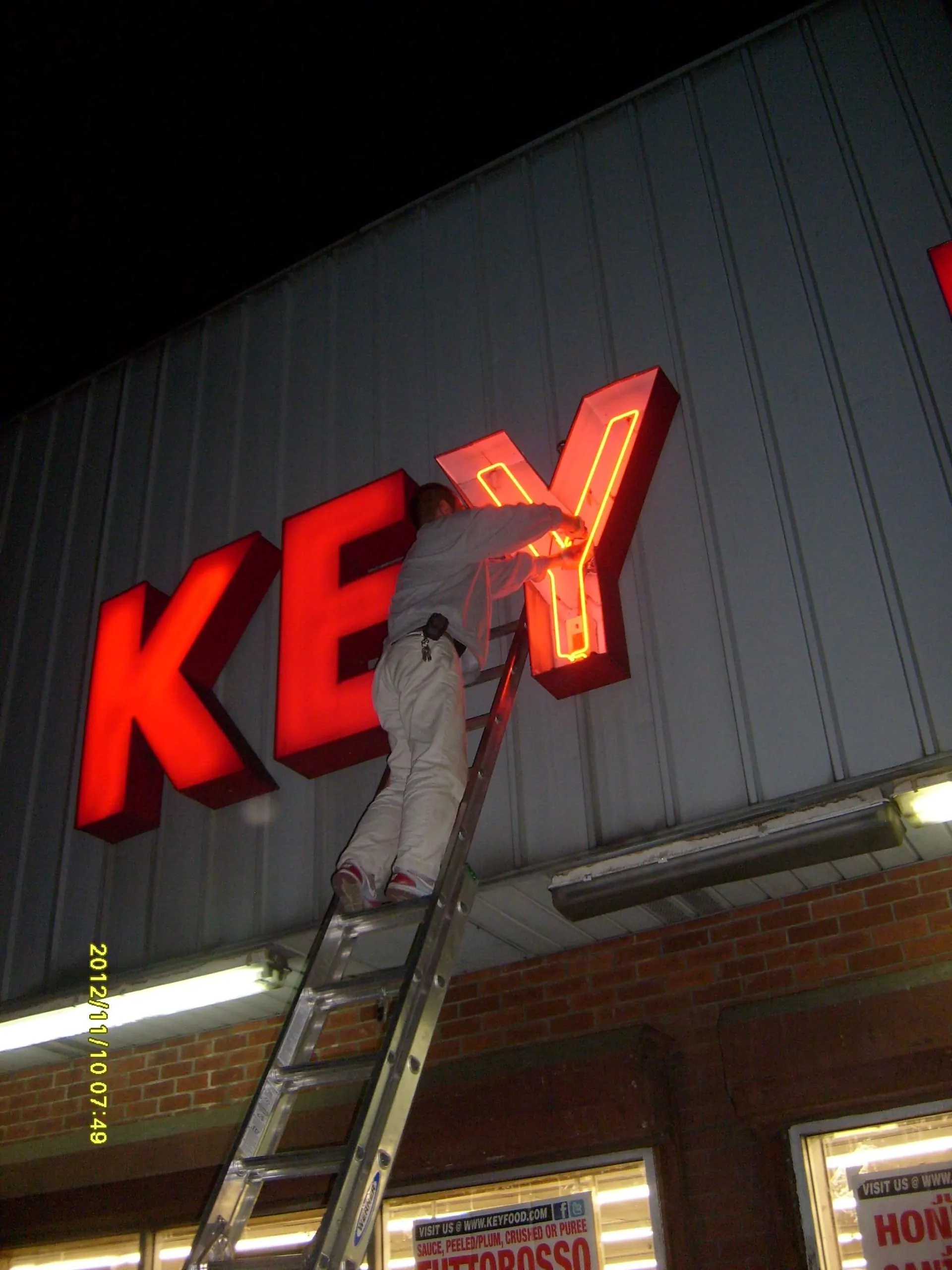 signage repair services nyc