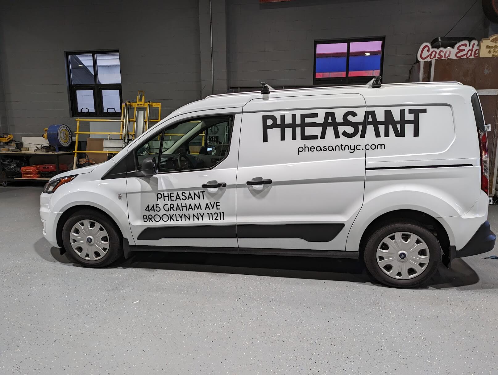 vehicle lettering service for transportation industry