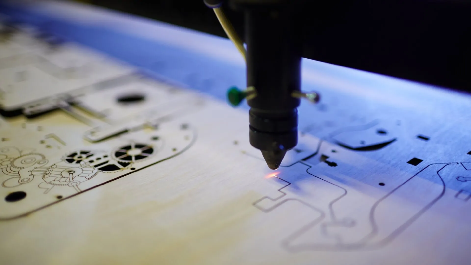 why choose signs new york for custom laser cutting services