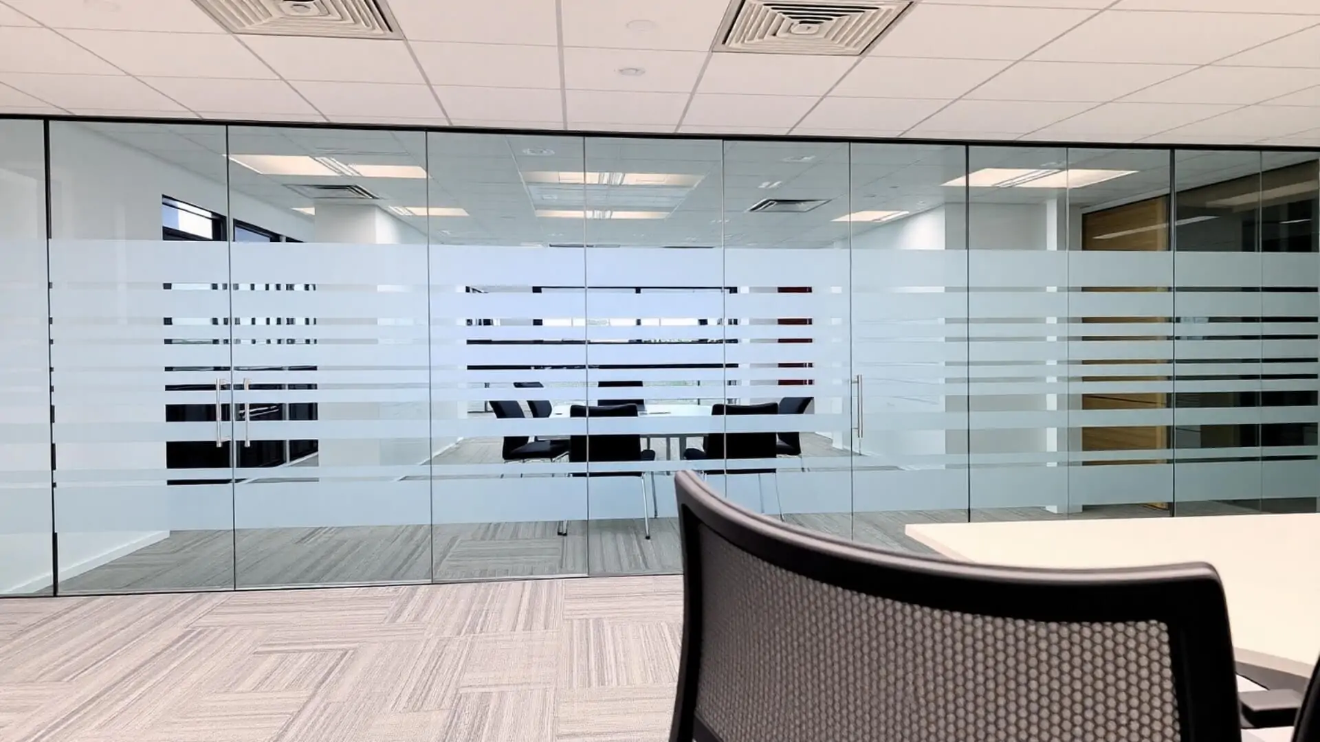 window distraction marking for offices