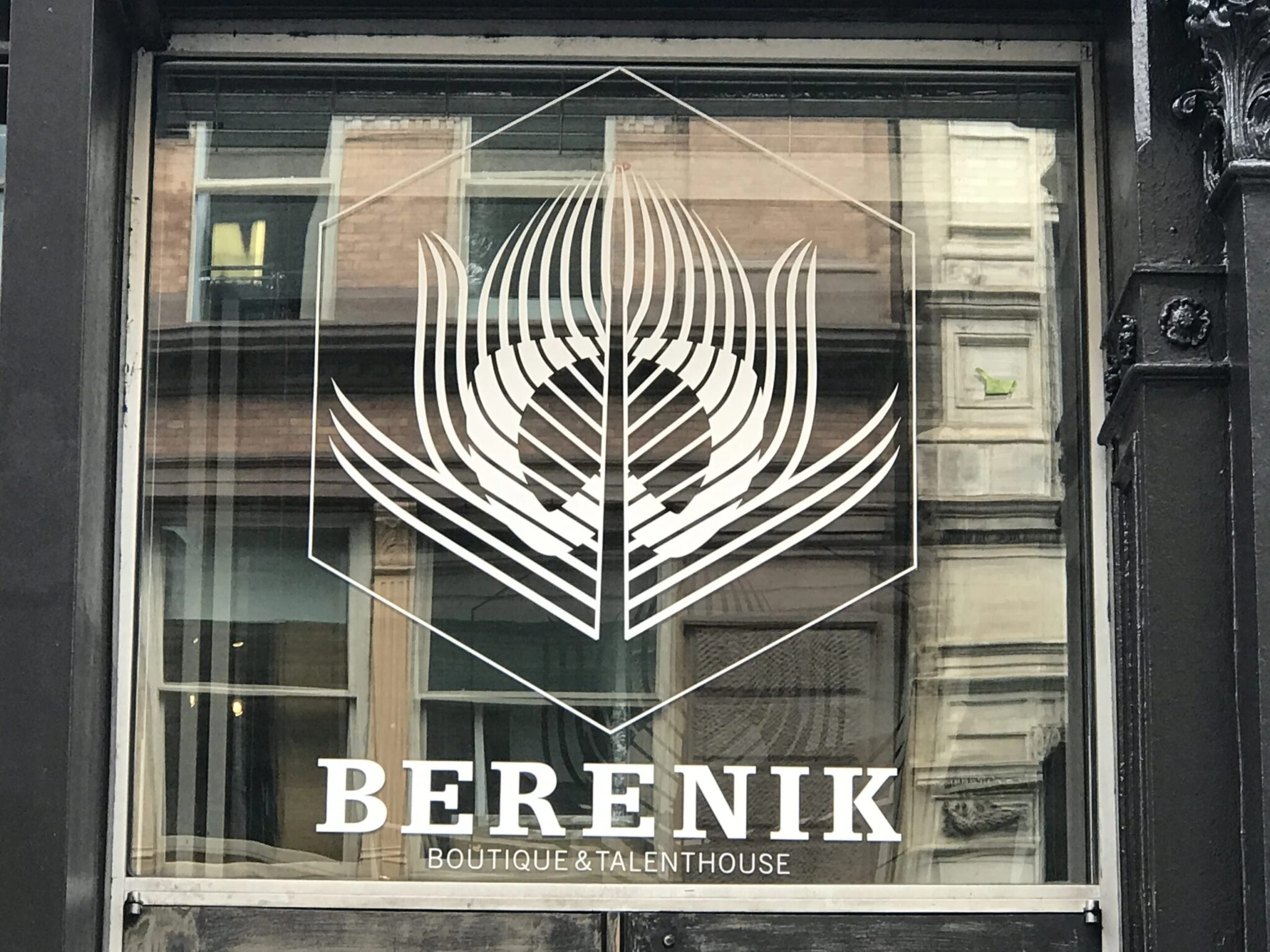 Custom Decals - Your Local Decals Shop in New York City