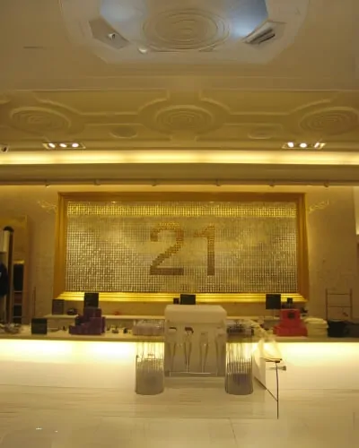 Forever 21 sequin sign