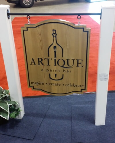 paint bar carved sign