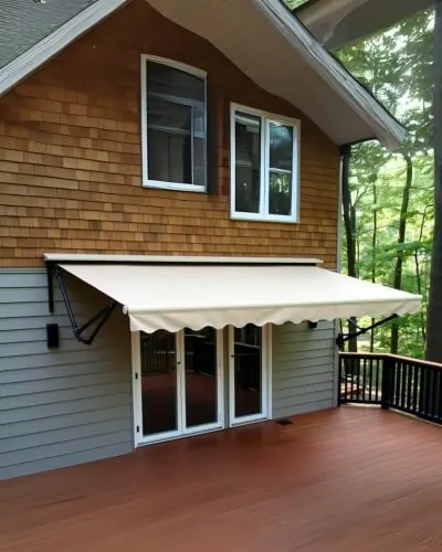 white outdoor retraceable awning