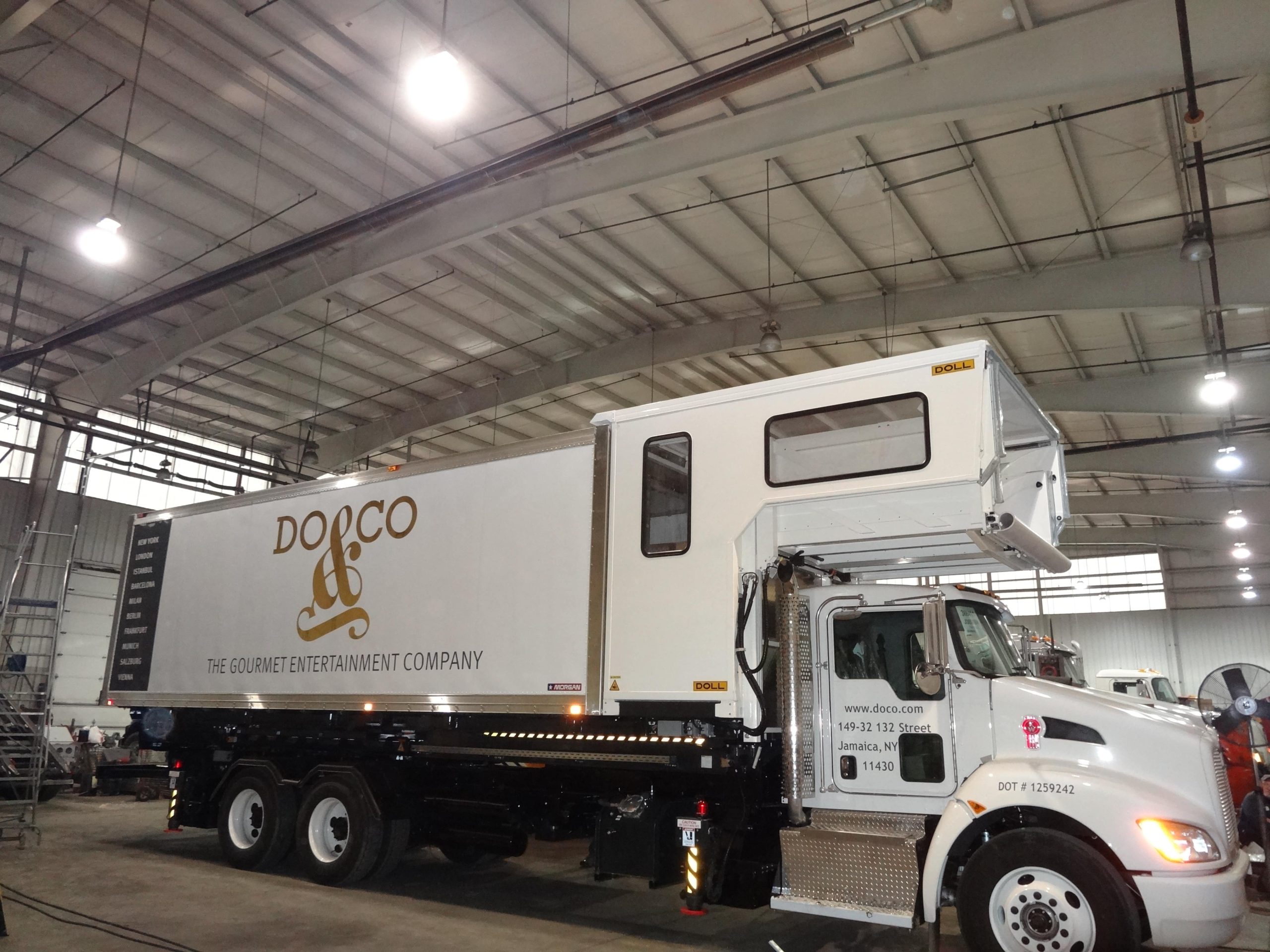 custom truck lettering nyc