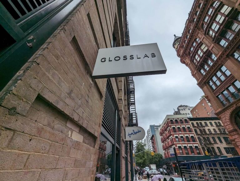 custom outdoor blade signs ny