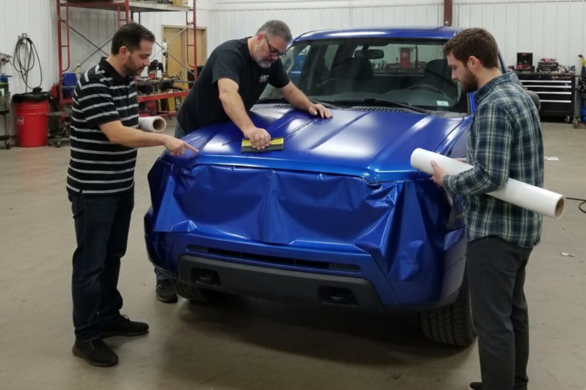 Vinyl Wrap Training 7 professional vinyl wrap trainers nyc
