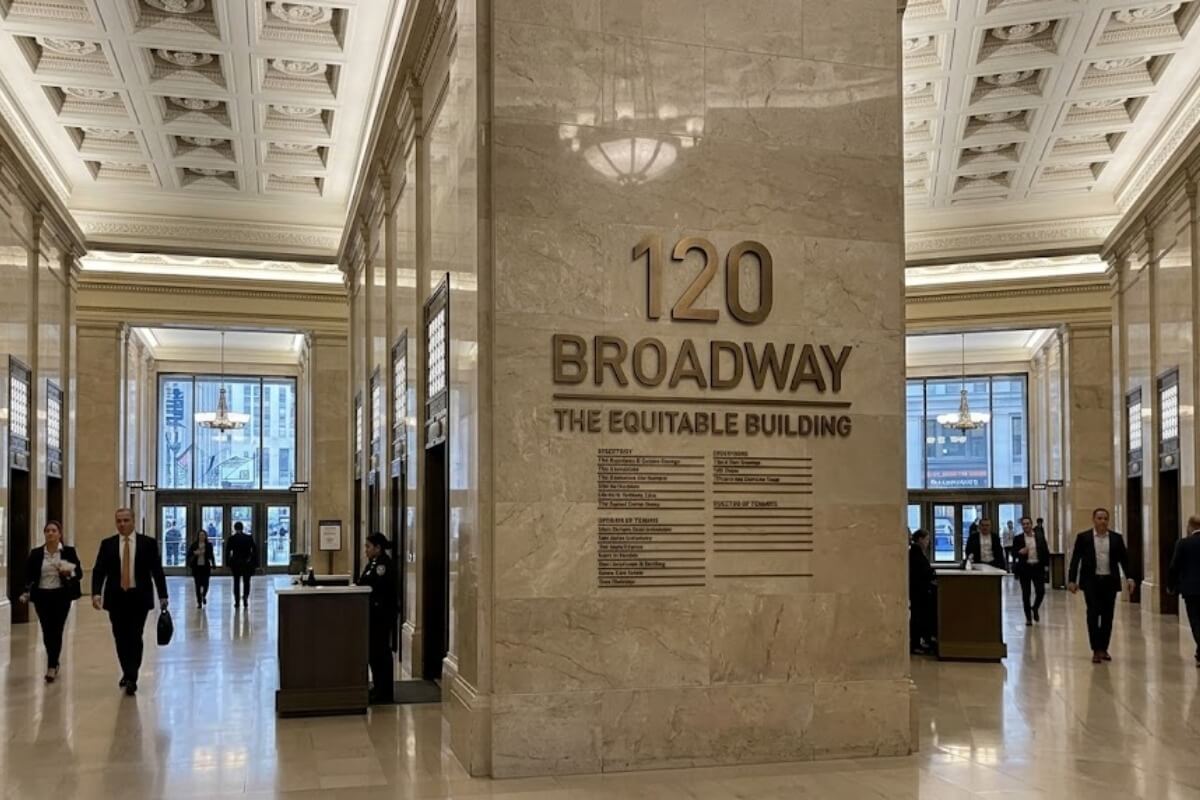 custom lobby signage in Manhattan