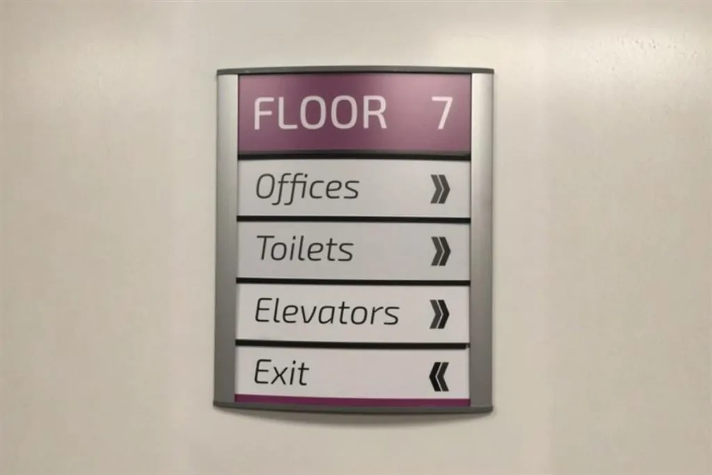 custom wayfinding lobby signs nyc